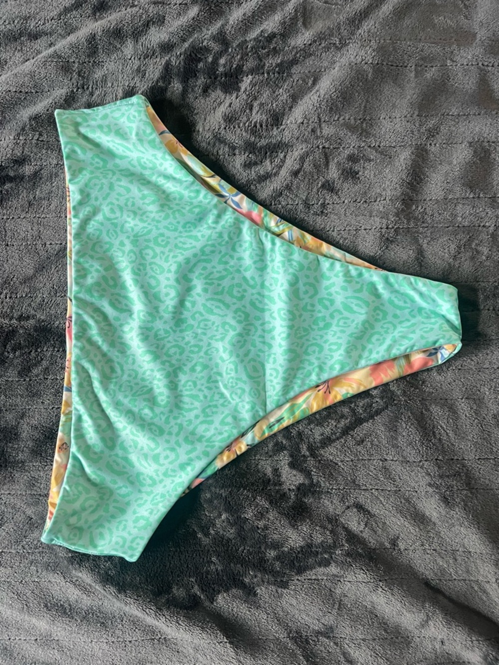 BILLABONG XL? Reversible Tropical Mint Leopard Bikini Bottom